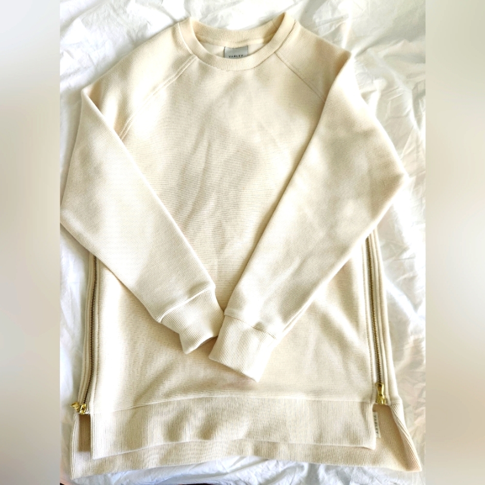 Varley Mae Boyfriend sweater with side zippers, extra small